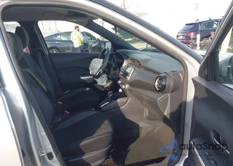 2018 Nissan Kicks Sv z USA, uszkodzony, nr VIN 3N1CP5CU2JL508501